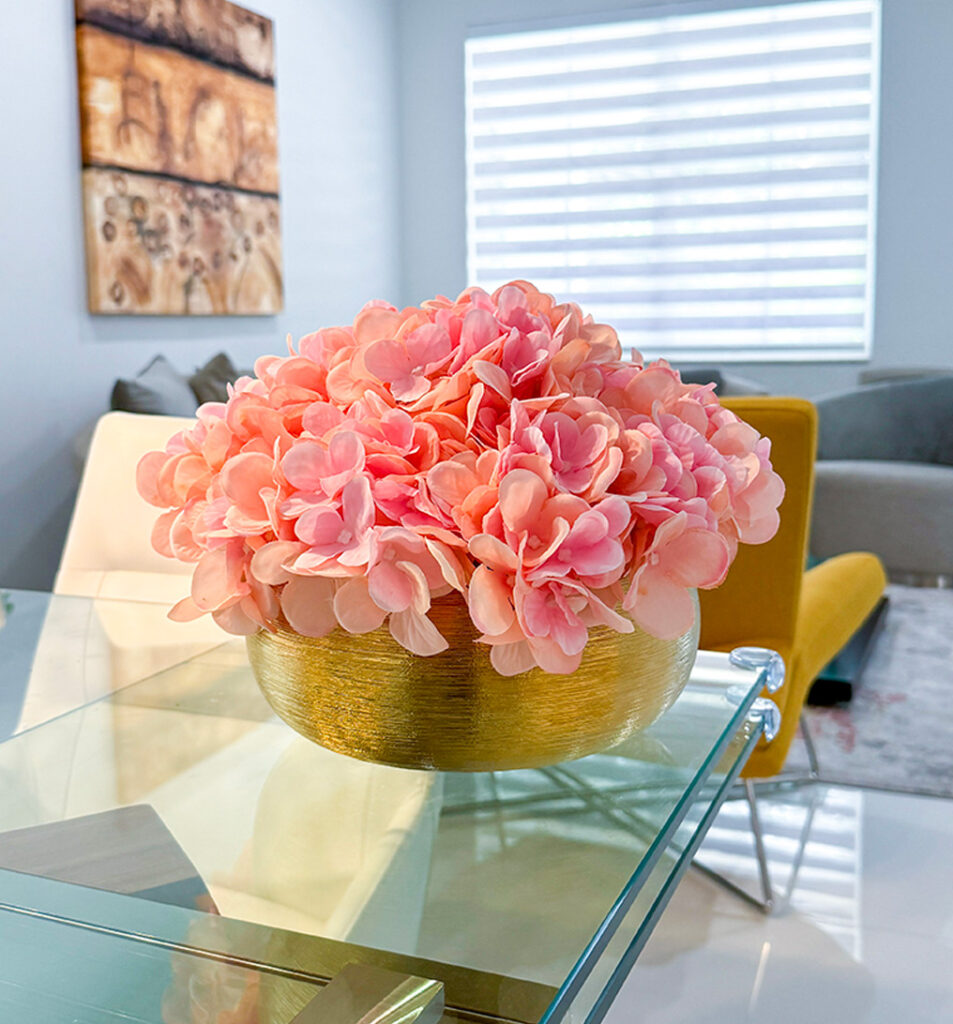 Ceramic Gold Vase with Pink Hydrangea | Modern Nature Fl.
