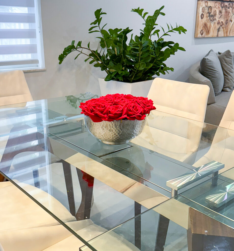 Silver Vase w/ Red Roses | Modern Nature Fl.